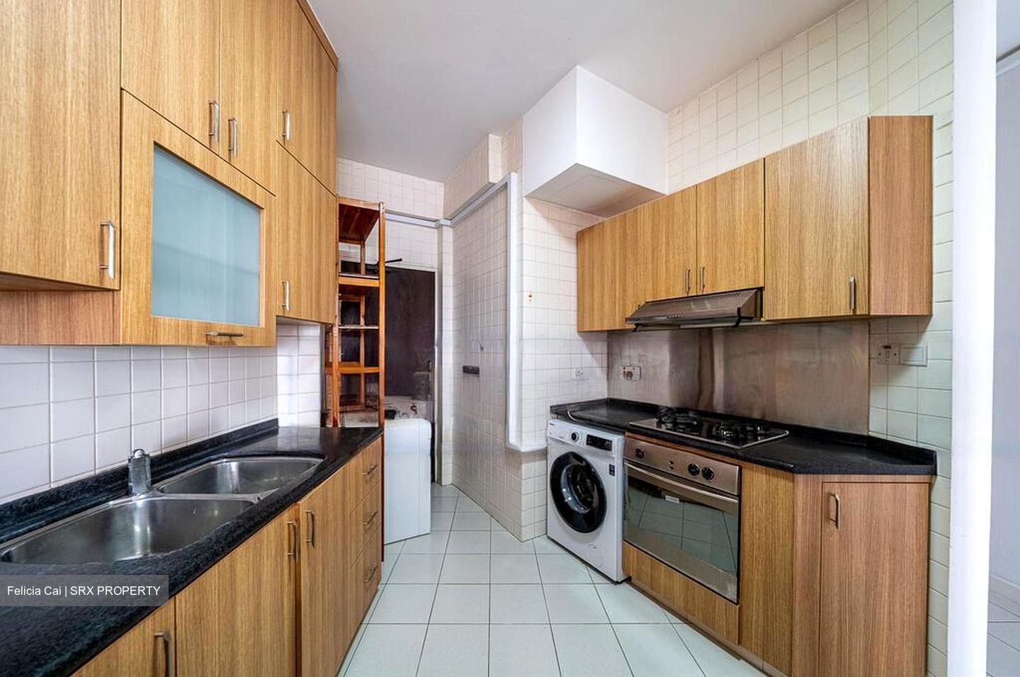 Bayshore Park (D16), Condominium #458958161